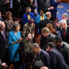 63a3fd6725000032004af3e7