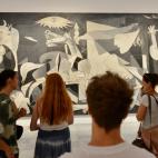 El 'Guernika' de Picasso, en el interior del Museo Reina Sofía de Madrid.