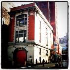 La Compañía de Bomberos que está en 10 North Moore Street fue el edificio-cuartel de Los Cazafantasmas. Está en Tribeca y es muy probable que deje de existir pronto, por lo que te recomendamos visitarlo cuanto antes. FOTO: Geoff Stearns (Flickr)