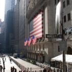 Wall Street es un recuerdo de la época colonial de Nueva York, ya que formaba parte de la zona protegida de 'Nueva Amsterdam', cuya delimitación era un muro de protección puesto allí por los emigrantes amsterdameses. FOTO: Dave Center (Flickr)