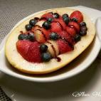 Con sandía, fresas y unos arándanos conseguirás un postre espectacular... y siempre puedes probar las combinaciones de frutas que más te gusten. La receta de ésta la tienes aquí.