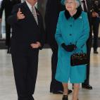 5c8abe3a250000580681aa66