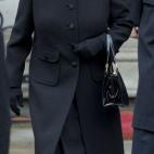 5c8abe3e20000043046faa68