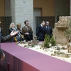 Ignacio González no ha querido ser menos que Gallardón y el pasado año también se encomendó a San Isidro Labrador. El presidente de la Comunidad de Madrid le rogó a los cielos que "vuelva el empleo y la prosperidad para todos".