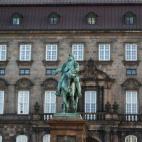 El autor de esta fotografía asegura que lo que le sorprendió de los palacios daneses es que "no son imponentes a lo ancho, tipo Versalles o El Escorial, sino que prefieren no ostentar por el tamaño del edificio, sino por la simpleza y eleganc...