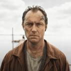 Jude Law. La l&iacute;nea entre la realidad y la fantas&iacute;a comienza a desdibujarse para un hombre que visita una misteriosa isla frente a la costa brit&aacute;nica.