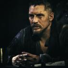 Tom Hardy. A&ntilde;o 1814. James Keziah Delaney es un hombre al que se le dio por muerto tras viajar a &Aacute;frica y estar diez a&ntilde;os sin noticias de &eacute;l. Ahora, James, que ha estado en los confines de la tierra, donde casi p...