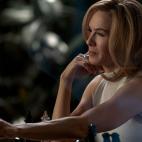 Ren&eacute;e Zellweger. Explora las reacciones en cadena que tienen lugar cuando personas nobles y de buen coraz&oacute;n realizan actos inapropiados y deleznables. En cada una de sus temporadas la serie reflexiona sobre las consecuencias morale...