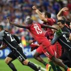 5c8b3e9b22000051001a9d44