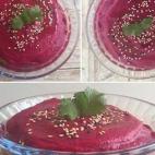 Es tan sencillo como meter todos los ingredientes en la batidora y el resultado será una crema con un color así de espectacular. Sigue el paso a paso en CookPad.