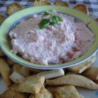 Una solución sabrosa para cualquier picoteo. Tres ingredientes, unos pocos minutos y esta receta es todo lo que necesitas.