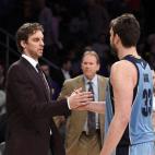 5c8a4b6e2400000a05a2e53c