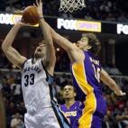 5c8a4b72250000e203c8db10