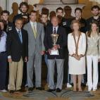 5c8a4b78260000e804fe29ea