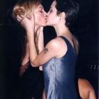 5c8a76072500000a06812c16