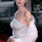 5c8a760720000045046f2f4d