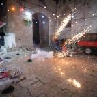 6098d0ee220000d956f06ab8