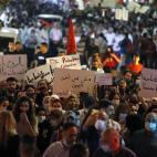 6098cf98260000df69b42975