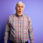 Cara de sorpresa en el cartel electoral. Tras pasar por PSOE, PP y Ciudadanos nadie se lo esperaba.