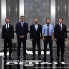 5dc0b562210000c54fad4d5f