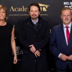 5dc0b530200000cd44507b5a