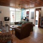 5c8b3822360000a61b6cbf69