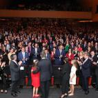 Ovación a la familia real