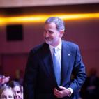 El rey Felipe VI recibe la ovaci&oacute;n del Palacio de Congresos en Barcelona