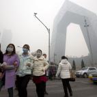 5c8b7ffd2500000d04cad3e8