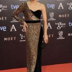 5c8b2506250000e203ca2980