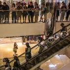 5dbfea12210000a84734bd8e