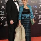 5c8b251820000043047042dc