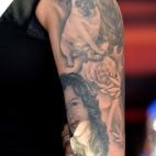 5c8a439c360000a61b6b3e73