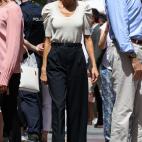 Pantalones de Emporio Armani: 200 euros.