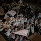 Un refugio en Kiev sirve como almac&eacute;n de c&oacute;cteles molotov para combatir a las tropas rusas