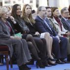 La alcaldesa de Madrid Manuela Carmena (i), junto a la portavoz popular en el Ayuntamiento, Esperanza Aguirre (2i), y la portavoz de Ciudadanos, Begoña Villacís (3i), entre otros, durante la tradicional misa en honor a la patrona de la capital...