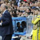 5c8a810b360000ba1a6b8c4b