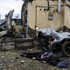 Cad&aacute;veres de civiles ucranianos, algunos maniatados, en Bucha, a las afueras de Kiev