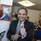 El candidato del PSOE a la Alcaldía de Madrid también es colchonero. "Soy del Atlético, socialdemócrata, de Pedro y de Susana", se describió en un programa de televisión.