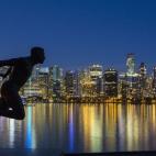 5c8a5be0260000f903fe406f