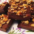 Disfrutar de brownie vegano y libre de az&uacute;car es posible. La combinaci&oacute;n de ingredientes da como resultado un dulce rico y saludable.