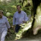 5c8a4d742500000a0680f878