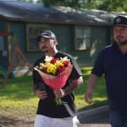 Varios residentes rinden homenaje a las v&iacute;ctimas