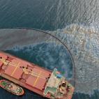 Imagen del buque granelero OS35.