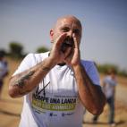 Un hombre grita en Tordesillas.