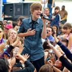 5c8ac8262300003000e72935