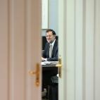 5c8aee24360000c81a6c4b99