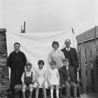 5c8b6ff2360000ba1a6d147b