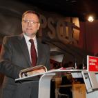 Antes de llegar a ser presidente de su comunidad autónoma, senador y 'número tres' del PSOE en la etapa final de José Luis Rodríguez Zapatero, Marcelino Iglesias trabajó en la granja familiar y fue monitor de esquí. De la nieve al escaño.