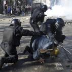 5c8b740e3b000054066d9fd7